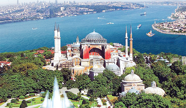 আয়া সোফিয়া : ইতিহাস ও ভূরাজনৈতিক তাৎপর্য আয়া সোফিয়া : ইতিহাস ও ভূরাজনৈতিক তাৎপর্য