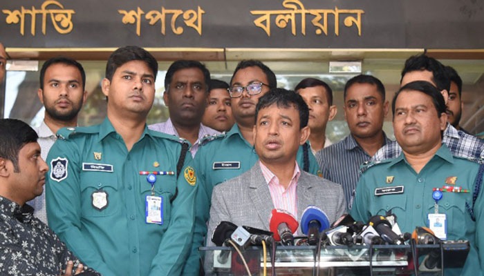 ‘পলাতক জঙ্গিরা নজরদারিতে আছে’