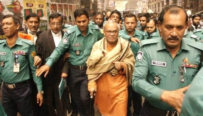 রিজভী আরও ৪ মামলায় গ্রেপ্তার রিজভী আরও ৪ মামলায় গ্রেপ্তার