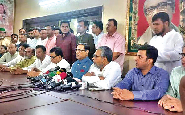 সরকারকে যারা চাপ দেবে তারা নিজেরাই চাপে সরকারকে যারা চাপ দেবে তারা নিজেরাই চাপে