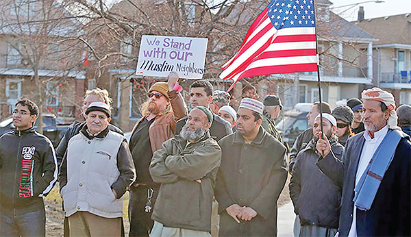 যুক্তরাষ্ট্রে আতঙ্কে মুসলিমরা যুক্তরাষ্ট্রে আতঙ্কে মুসলিমরা