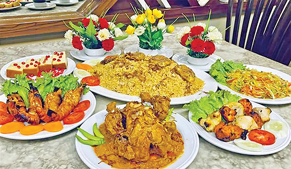 রেস্টুরেন্টে খেতে গুনতে হবে বাড়তি টাকা রেস্টুরেন্টে খেতে গুনতে হবে বাড়তি টাকা