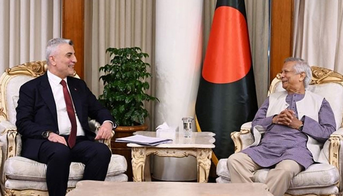 বাংলাদেশে বিনিয়োগ বৃদ্ধিতে তুরস্কের প্রতি আহ্বান প্রধান উপদেষ্টার বাংলাদেশে বিনিয়োগ বৃদ্ধিতে তুরস্কের প্রতি আহ্বান প্রধান উপদেষ্টার