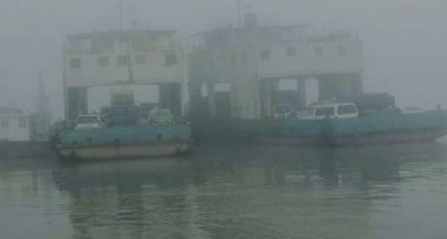 শরীয়তপুর-চাঁদপুর নৌরুটে ফেরি চলাচল বন্ধ শরীয়তপুর-চাঁদপুর নৌরুটে ফেরি চলাচল বন্ধ