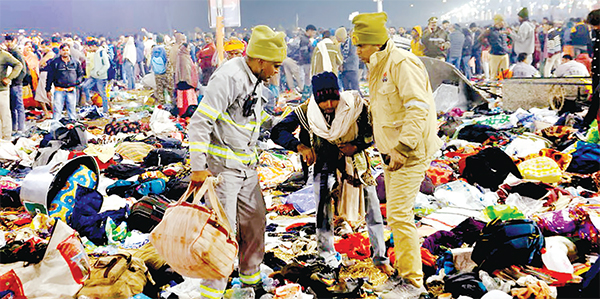 কুম্ভ মেলায় পদদলিত হয়ে প্রায় ৪০ জনের মৃত্যু
