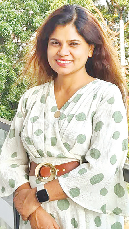 গান আমার রক্তে মিশে আছে : মুনা