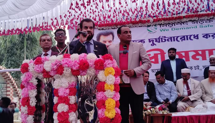 জনসচেতনতা ছাড়া সড়ক দুর্ঘটনা রোধ করা সম্ভব নয় : ইলিয়াস কাঞ্চন