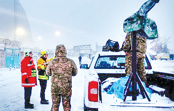 রাতভর রুশ হামলায় ইউক্রেনের বিদ্যুৎকেন্দ্র বিধ্বস্ত রাতভর রুশ হামলায় ইউক্রেনের বিদ্যুৎকেন্দ্র বিধ্বস্ত