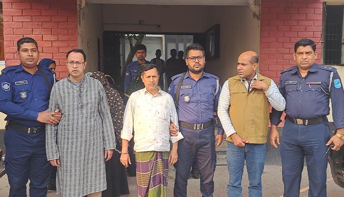 রাজবাড়ীতে পুলিশের ওপর হামলার ঘটনায় আটক ৬