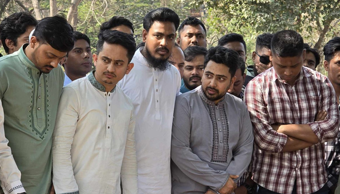 মুক্তিযুদ্ধে শহীদদের পর জুলাই শহীদদের প্রতি শ্রদ্ধা জানালো এনসিপি