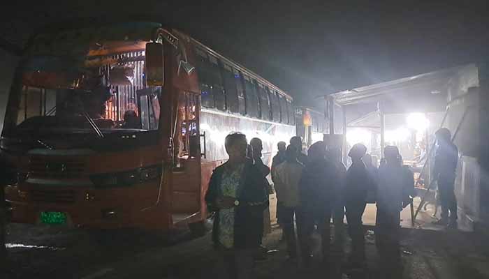 দৌলতদিয়ায় বেপরোয়া হয়ে উঠছে ছিনতাইকারী চক্র