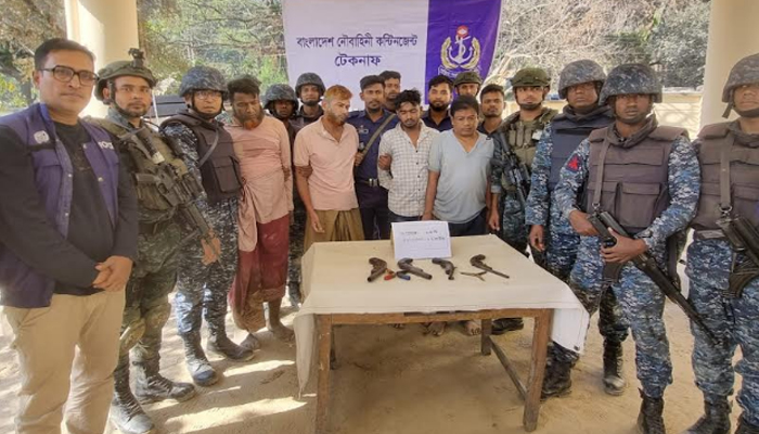 টেকনাফে যৌথ অভিযানে অপহৃত উদ্ধার, আটক ৩