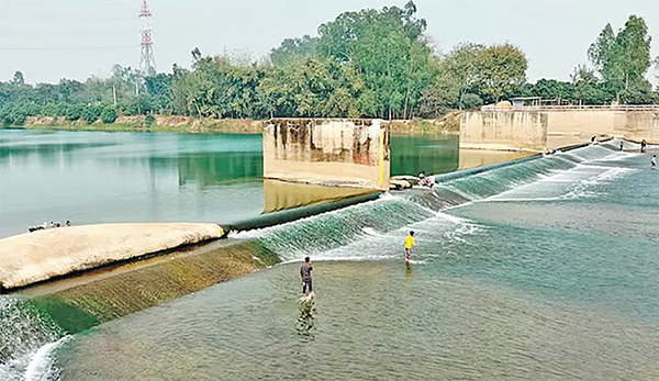 রাবার ড্যাম কৃষকের কাজে আসছে না