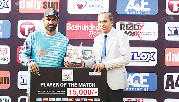 অবশেষে তামিমের ব্যাটে সেঞ্চুরি