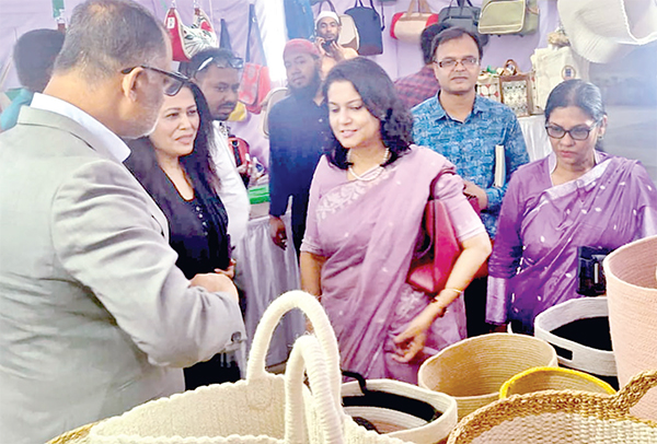 পাটজাত পণ্যের ব্যবহার বাড়াতে হবে