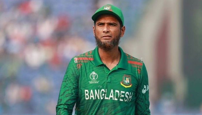 বিসিবির কেন্দ্রীয় চুক্তি থেকে নাম প্রত্যাহার করে নিলেন রিয়াদ