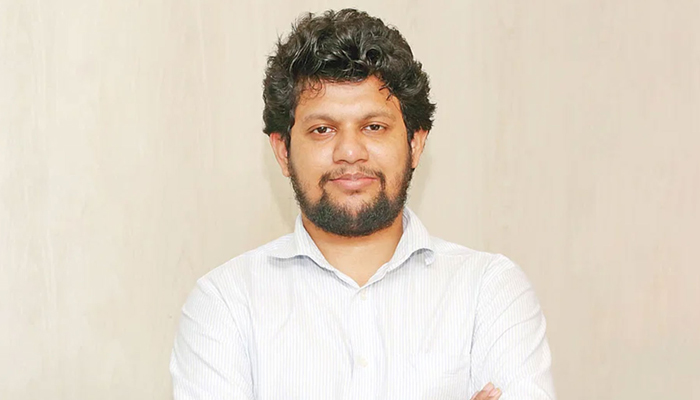 দেশে যুদ্ধ পরিস্থিতি চলছে : উপদেষ্টা মাহফুজ