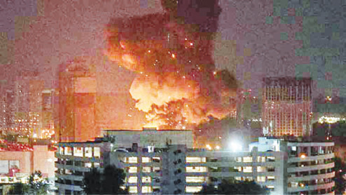 মস্কোতে রাতভর ব্যাপক ড্রোন হামলা চালাল ইউক্রেন