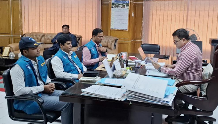 অনিয়মের অভিযোগে বেরোবির ওয়াজেদ রিসার্চে দুদকের হানা