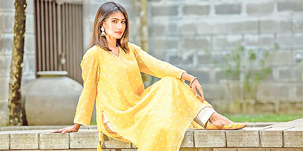 গরমে যেসব রঙের পোশাকে স্বস্তি মিলবে