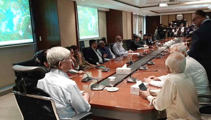 মার্কিন শুল্ক পর্যালোচনায় অর্থ উপদেষ্টার নেতৃত্বে বৈঠক চলছে