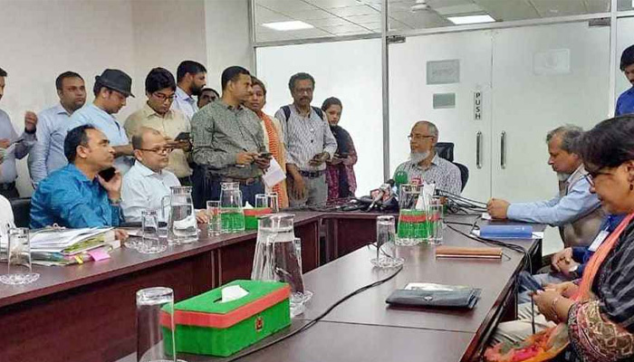 নির্বাচনী আচরণবিধির খসড়া প্রায় চূড়ান্ত, থাকছে না পোস্টার: ইসি