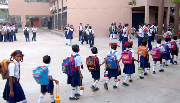 আজ থেকে প্রাথমিক বিদ্যালয়ে ক্লাস শুরু, মাধ্যমিকে বুধবার