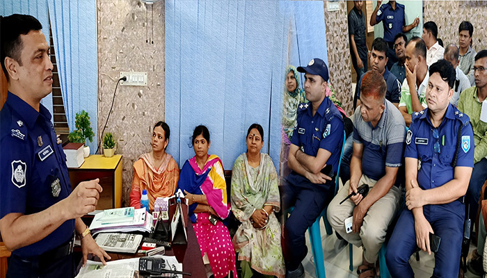 দিনাজপুরে নারী ও শিশু নির্যাতন প্রতিরোধে মতবিনিময় সভা