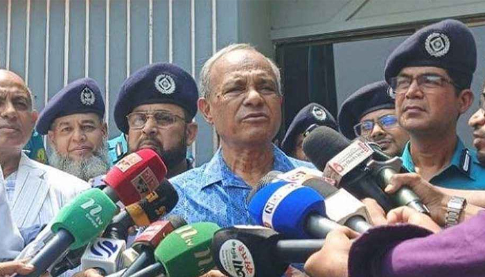 ‌‘এখন মব জাস্টিস ভয় পায় না পুলিশ, আইন হাতে নিলেই অ্যাকশন’
