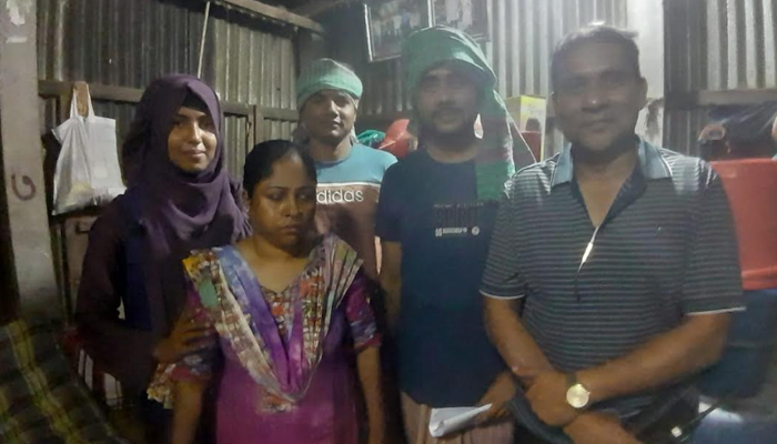 গজারিয়ায় লুঙ্গি গামছা পরে মাদক কারবারি ধরলো পুলিশ