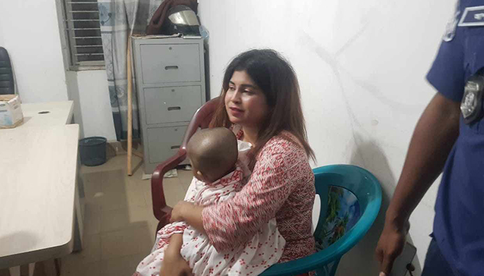 ভিউ ব্যবসায়ী সেই 'ক্রিম আপা' গ্রেফতার