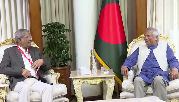 প্রধান উপদেষ্টার সঙ্গে বৈঠকে বসেছে বিএনপি