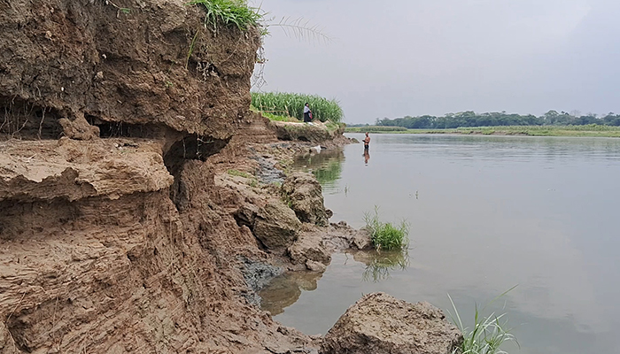 ডাকাতিয়ার ভাঙন বেড়েছে, হুমকিতে বসতবাড়িসহ ফসলি জমি