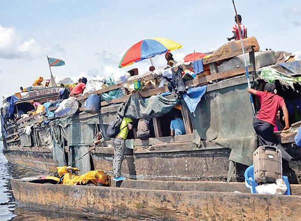 কঙ্গোয় যাত্রীবাহী নৌকায় আগুন, নিহত ১৪৮