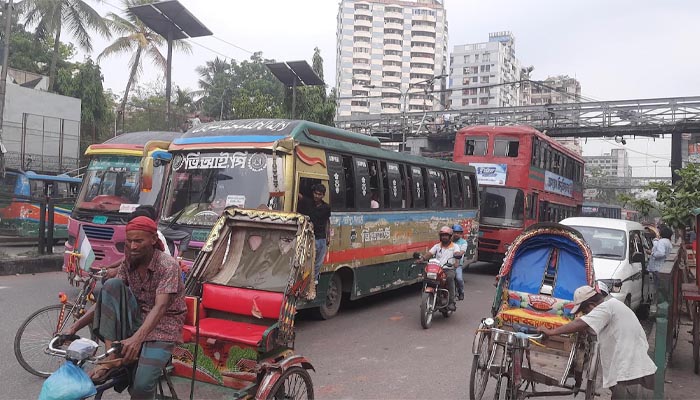 সড়ক ছাড়ল দুই কলেজের শিক্ষার্থীরা