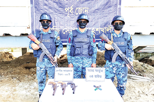 মহেশখালীতে আগ্নেয়াস্ত্র জব্দ মহেশখালীতে আগ্নেয়াস্ত্র জব্দ