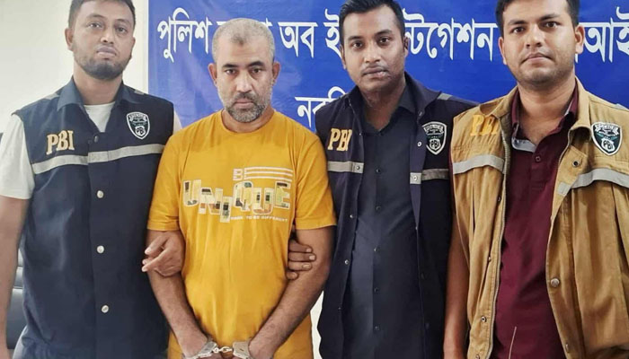 উপজেলা চেয়ারম্যান হত্যা মামলার আসামি দুবাই থেকে গ্রেপ্তার উপজেলা চেয়ারম্যান হত্যা মামলার আসামি দুবাই থেকে গ্রেপ্তার