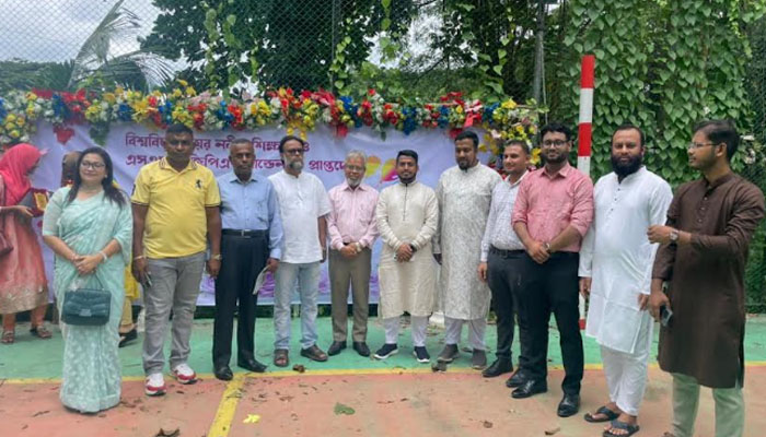 সিরাজদিখানে ঝিকুট ফাউন্ডেশনের সংবর্ধনা পেল ৩৮ মেধাবী শিক্ষার্থী সিরাজদিখানে ঝিকুট ফাউন্ডেশনের সংবর্ধনা পেল ৩৮ মেধাবী শিক্ষার্থী