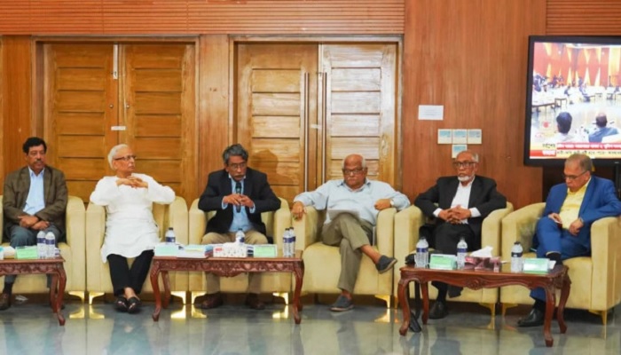 জাতীয় সনদের প্রাথমিক খসড়া তৈরি করেছে কমিশন জাতীয় সনদের প্রাথমিক খসড়া তৈরি করেছে কমিশন