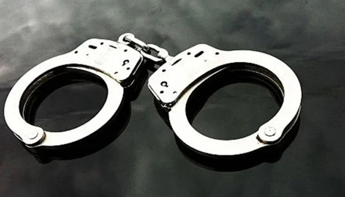 চুয়াডাঙ্গায় স্বামীকে গলাকেটে হত্যার অভিযোগে স্ত্রী আটক চুয়াডাঙ্গায় স্বামীকে গলাকেটে হত্যার অভিযোগে স্ত্রী আটক