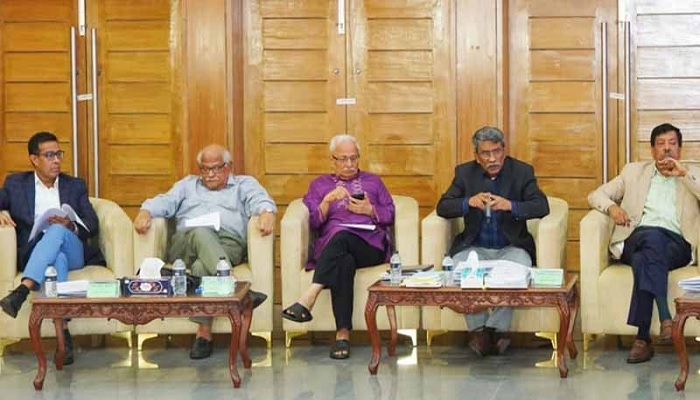 বৃহস্পতিবারের মধ্যে ‘জুলাই সনদ’ চূড়ান্ত করতে চায় কমিশন বৃহস্পতিবারের মধ্যে ‘জুলাই সনদ’ চূড়ান্ত করতে চায় কমিশন