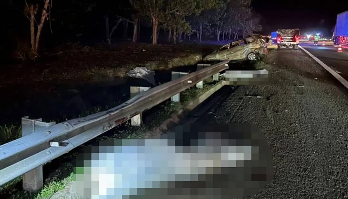 মালয়েশিয়ায় সড়ক দুর্ঘটনায় ৩ বাংলাদেশি নিহত, আহত ২ মালয়েশিয়ায় সড়ক দুর্ঘটনায় ৩ বাংলাদেশি নিহত, আহত ২