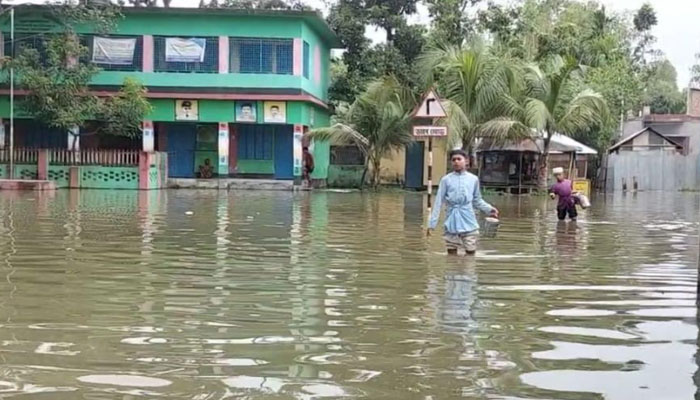 তিস্তার পানি বিপৎসীমার উপরে, লালমনিরহাটে বন্যা তিস্তার পানি বিপৎসীমার উপরে, লালমনিরহাটে বন্যা