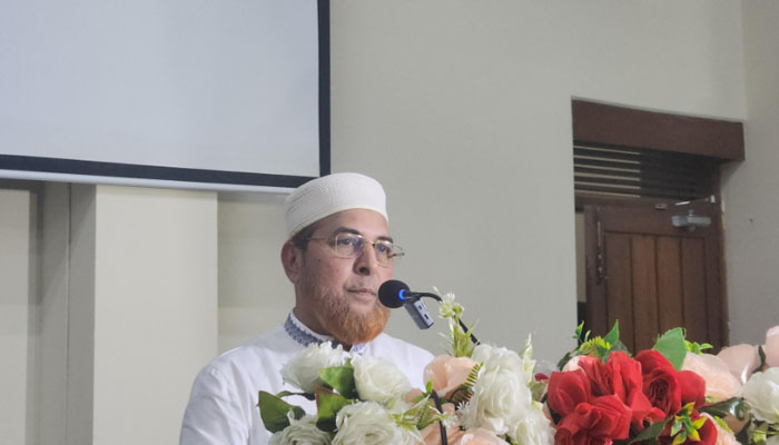 রুয়া অরাজনৈতিকভাবেই চলবে: রফিকুল ইসলাম খান