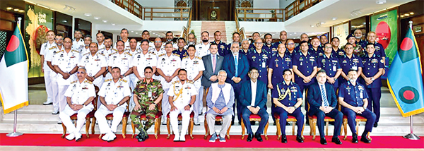 নৌবাহিনী ও বিমানবাহিনী নির্বাচনি পর্ষদের উদ্বোধন করলেন প্রধান উপদেষ্টা নৌবাহিনী ও বিমানবাহিনী নির্বাচনি পর্ষদের উদ্বোধন করলেন প্রধান উপদেষ্টা