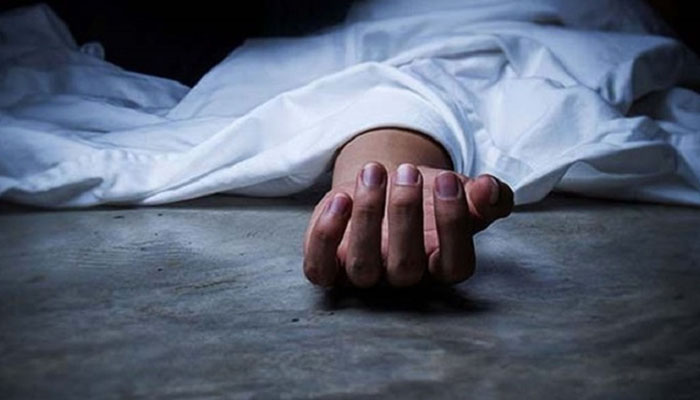 রাজশাহীতে ডাব পারতে গিয়ে যুবকের মৃত্যু রাজশাহীতে ডাব পারতে গিয়ে যুবকের মৃত্যু