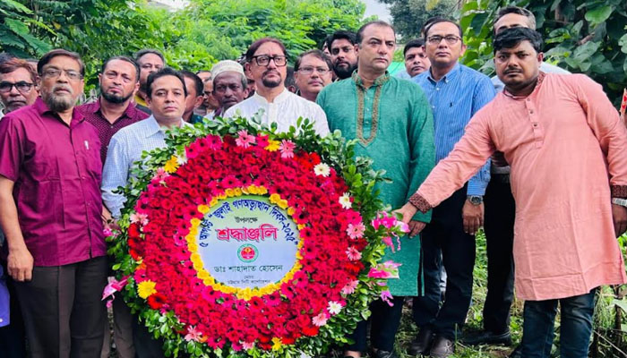 জুলাই আন্দোলনের শহিদের রক্ত বৃথা যেতে দেব না: চসিক মেয়র জুলাই আন্দোলনের শহিদের রক্ত বৃথা যেতে দেব না: চসিক মেয়র
