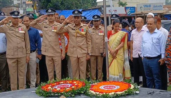 শ্রদ্ধা ও উৎসবের মধ্য দিয়ে ঠাকুরগাঁওয়ে জুলাই গণঅভ্যুত্থান দিবস পালিত
