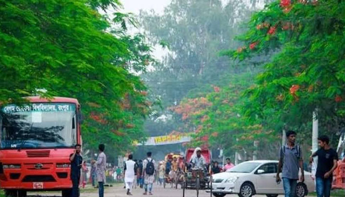 বেরোবি শিক্ষার্থী, শিক্ষক ও কর্মচারীর জন্য ৭টি বাস ভাড়ার অনুমোদন