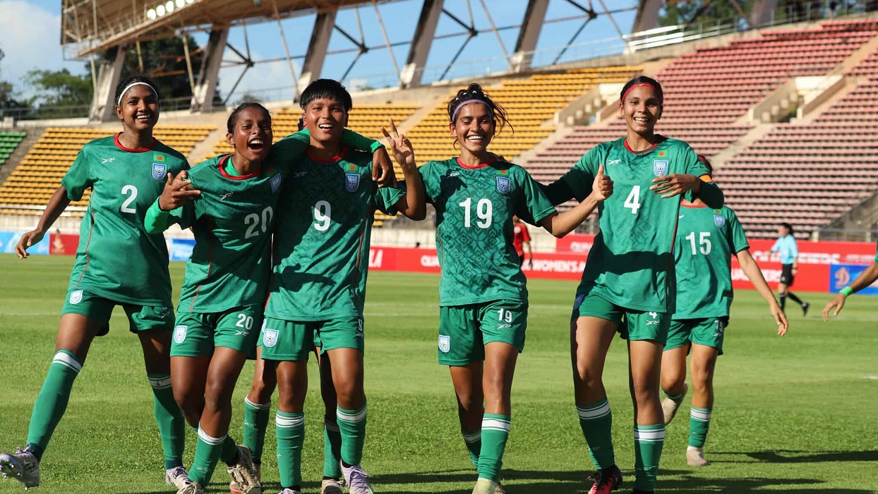 পূর্ব তিমুরকে ৮-০ গোলে বিধ্বস্ত করলো বাংলাদেশ পূর্ব তিমুরকে ৮-০ গোলে বিধ্বস্ত করলো বাংলাদেশ